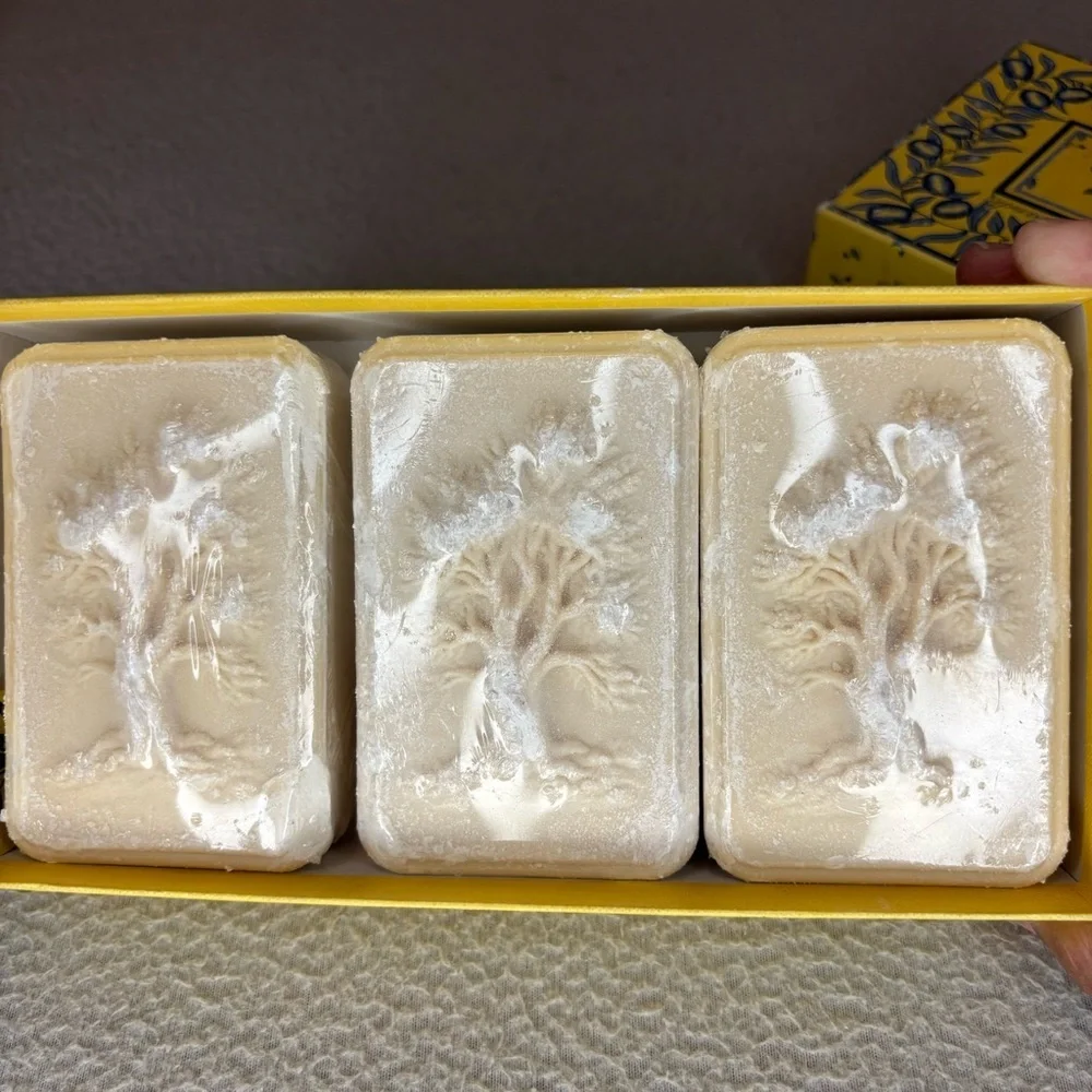 Locros 54300 Luneville 3x7oz. 3 Bars of Soap Boxed w/Tree Design made in France